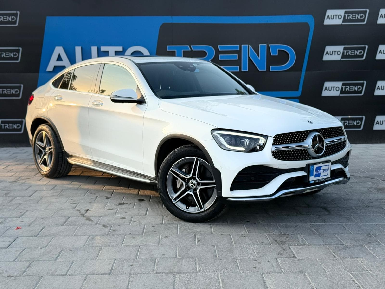 2022 Mercedes-Benz GLC Coupe - view 1