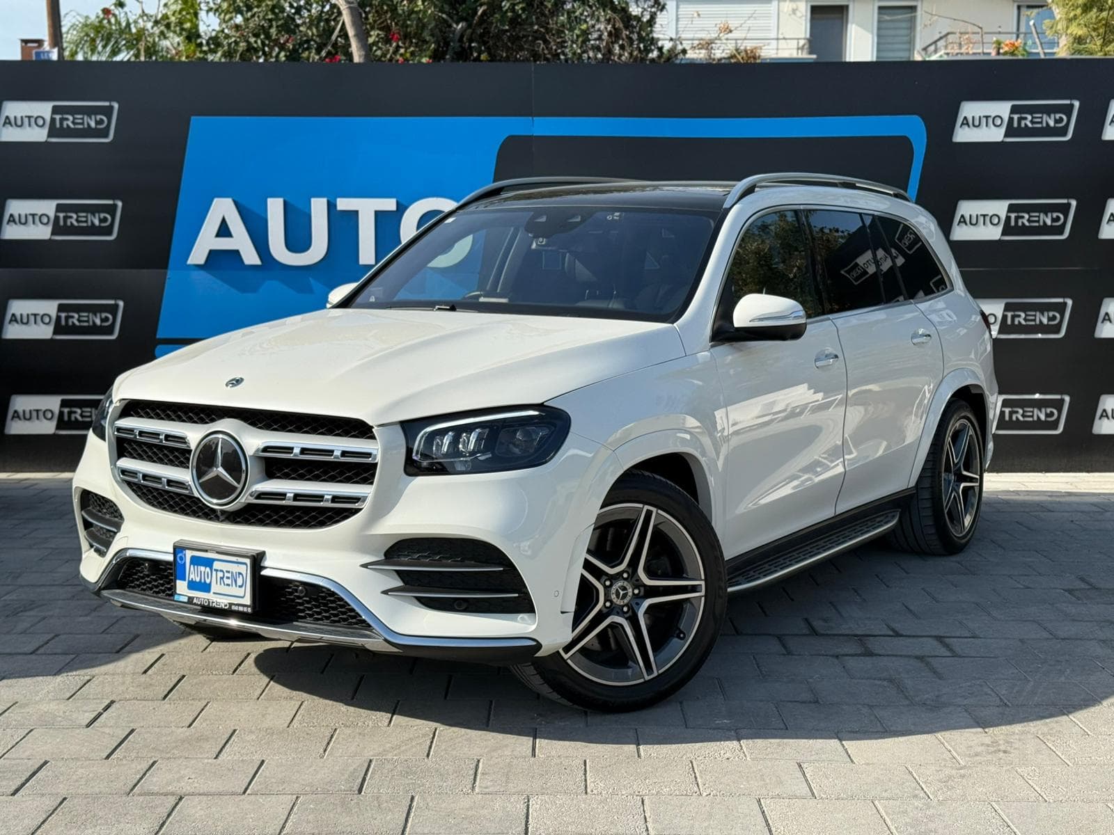 2021 Mercedes-Benz GLS-Class - view 1
